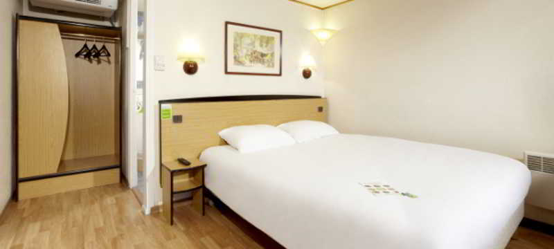 Hotel De La Briere Trignac Esterno foto